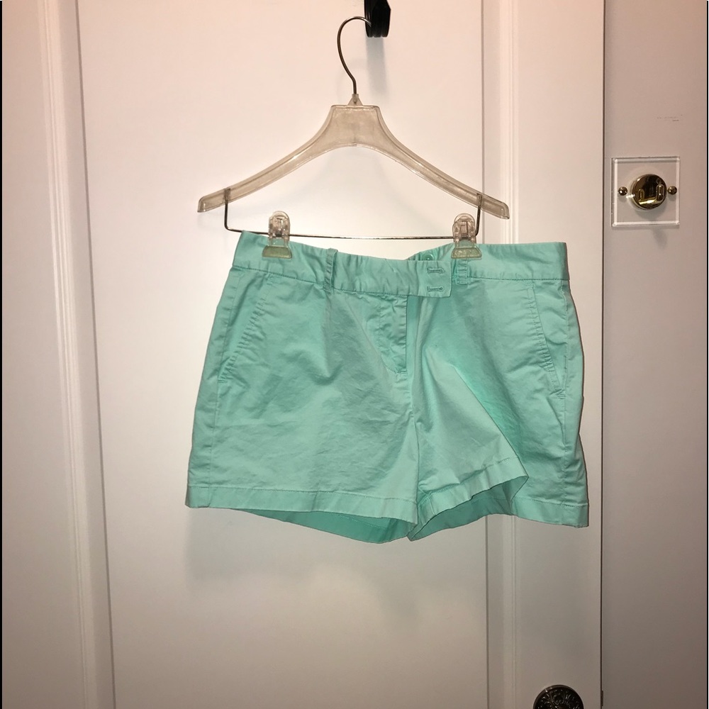 Vineyard vines shorts